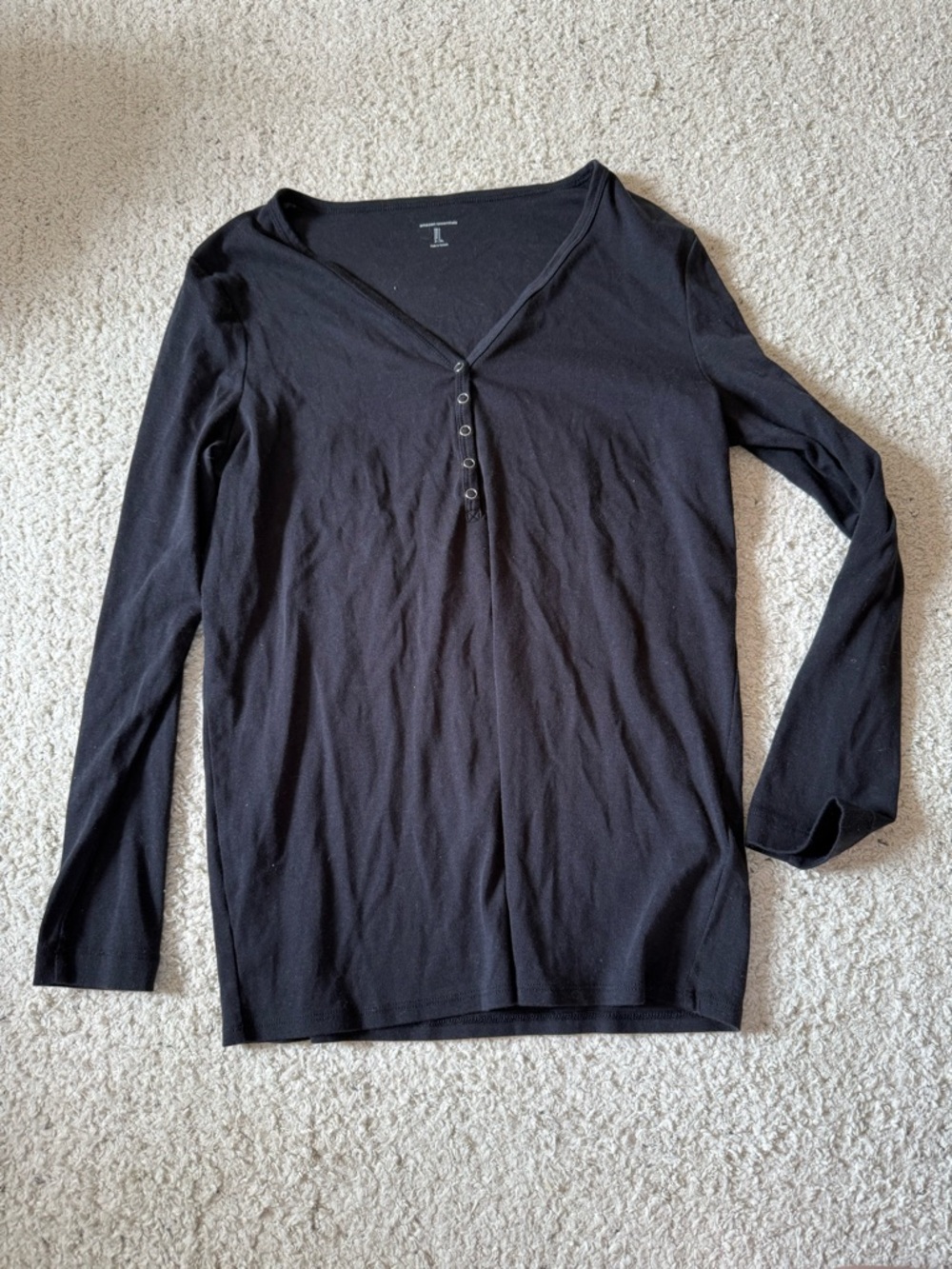 Amazon Essentials Black Crewneck Long Sleeve Tee